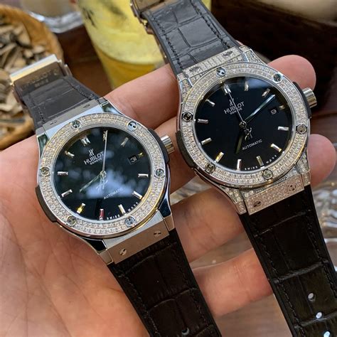 mẫu đồng hồ hublot.